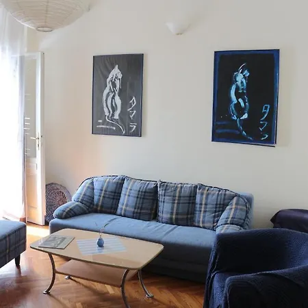 Apartman Green Market